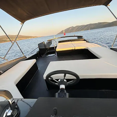 Halal Vacation * 博德鲁姆